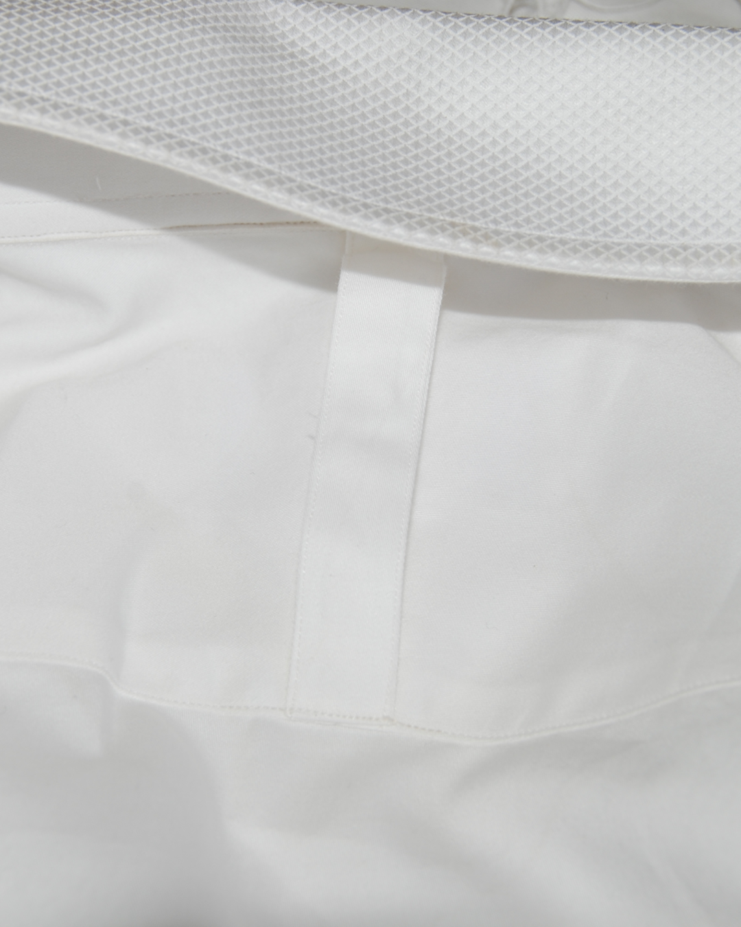 Close up of the mens tuxedo shirt by Luxire in white 2