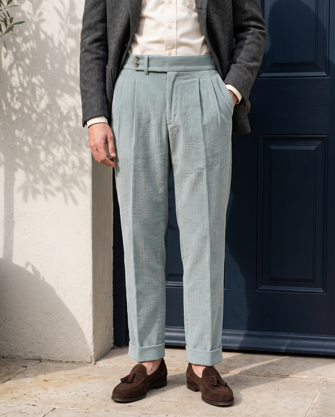 Modrone Corduroy Seersucker Light Green -8 Wale