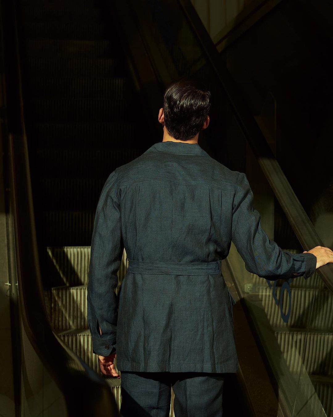 Safari Jacket in Linen Dark Indigo - 5